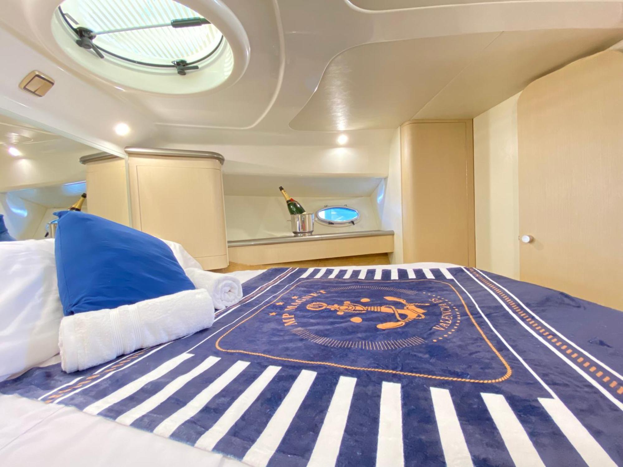 The Valencia Yacht Experience Ξενοδοχείο Εξωτερικό φωτογραφία